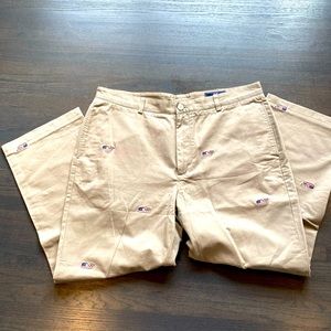 Vineyard vines American whale khakis in 38, worn once